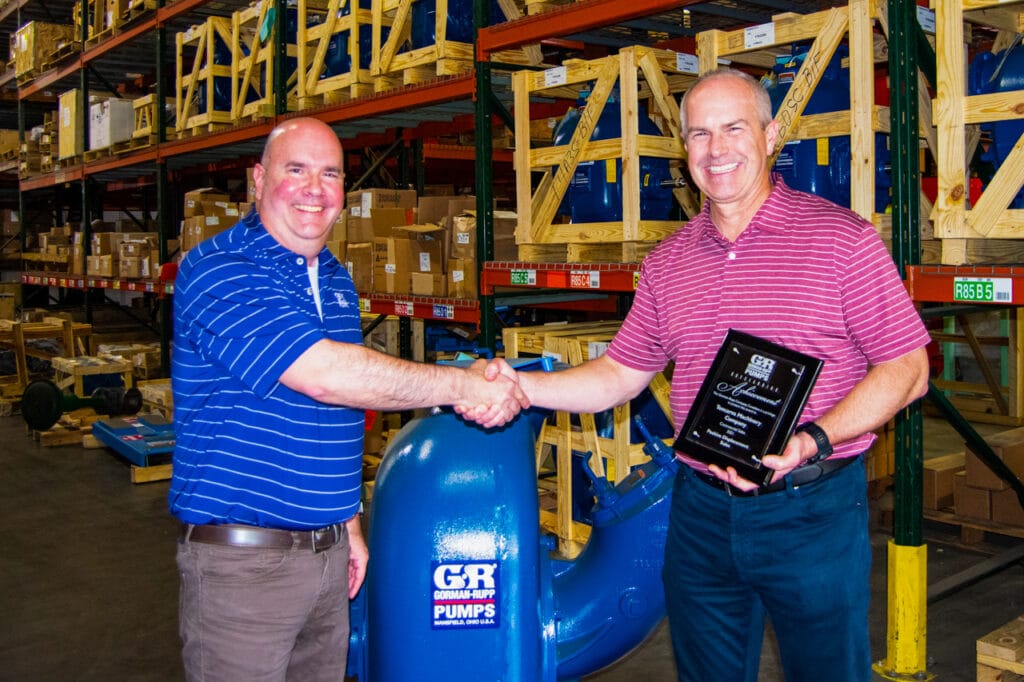 Steve Newsome Accepts Gorman-Rupp Sales Award
